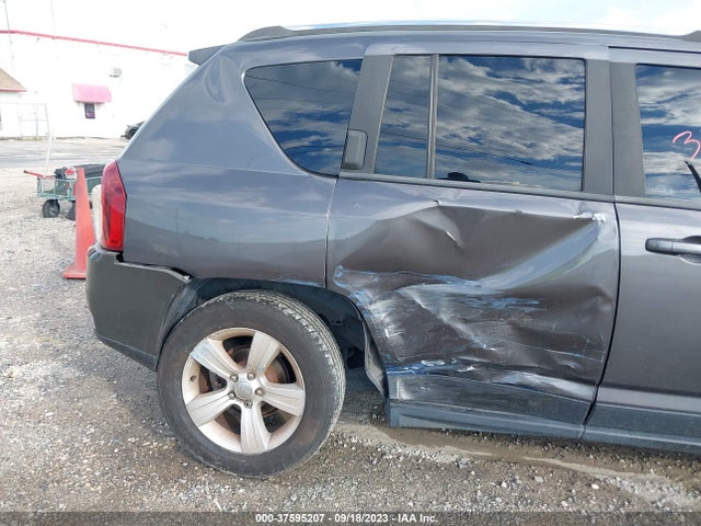 1C4NJDEB8FD426380 Jeep Compass High Altitude Edition