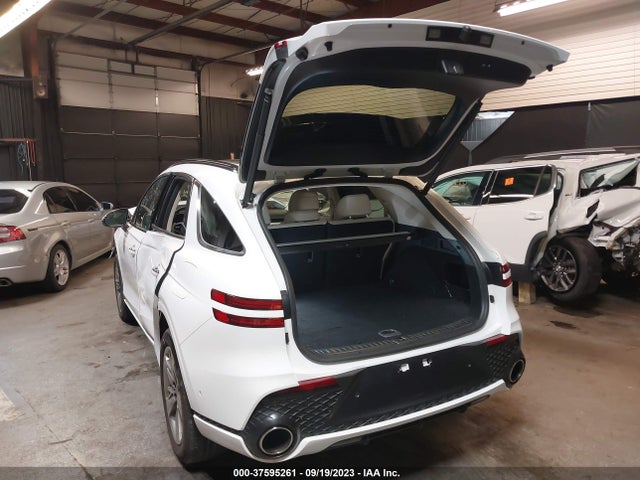 Genesis Gv70 3.5t Sport 2022 KMUMCDTC0NU029162 Image 3