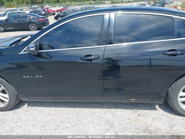 Chevrolet MALIBU LT 2018 1G1ZD5STXJF232628 Image 14