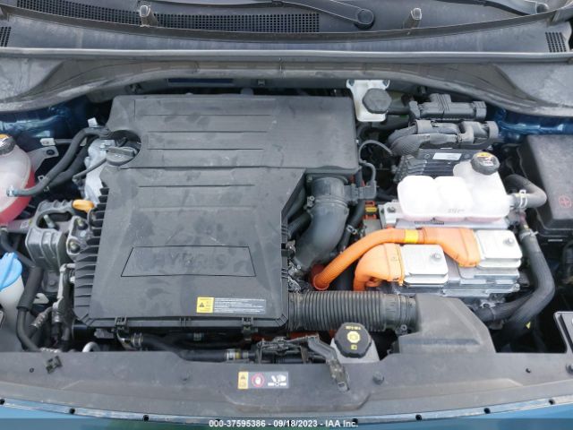 KNDCB3LC3N5532013 KIA NIRO LX