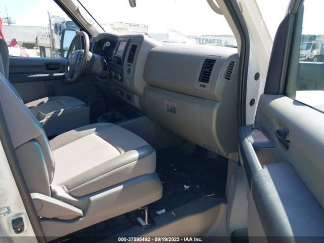 1N6BF0KM2KN804973 Nissan Nv Cargo Sv