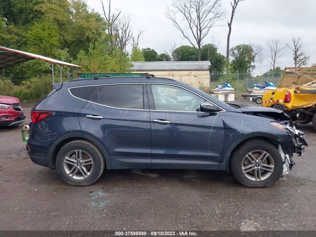 2017 HYUNDAI SANTA FE SPORT 2.4L VIN: 5NMZUDLB7HH036750