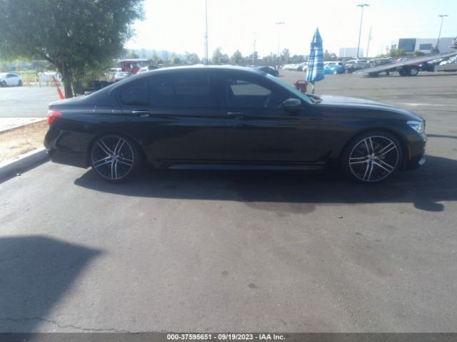 WBA7F0C32HGM22077 BMW 7 Series 750i