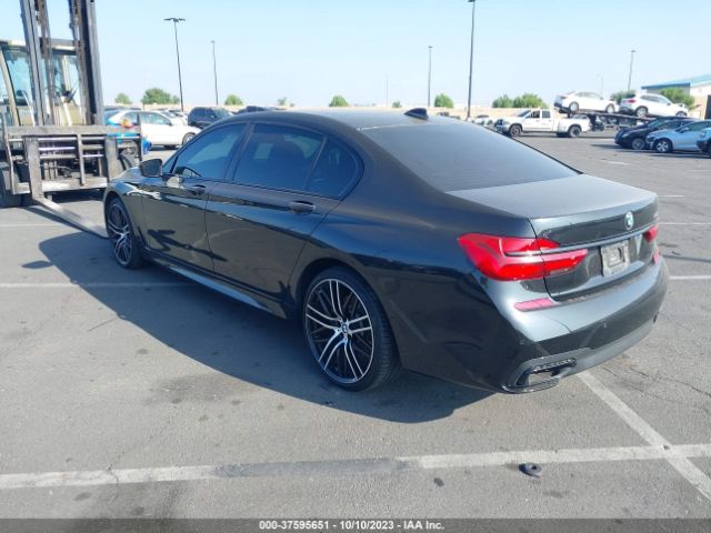 WBA7F0C32HGM22077 BMW 7 Series 750i