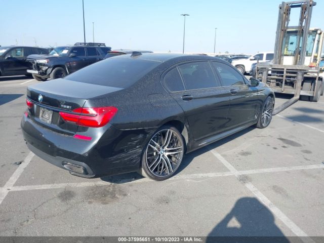 WBA7F0C32HGM22077 BMW 7 Series 750i