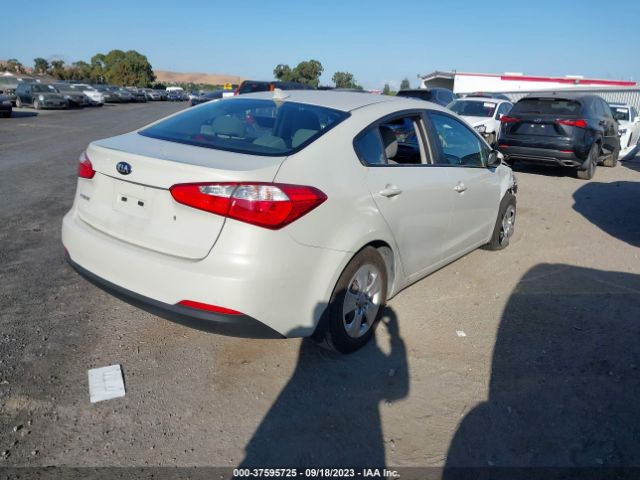 KNAFK4A66E5234598 KIA FORTE LX