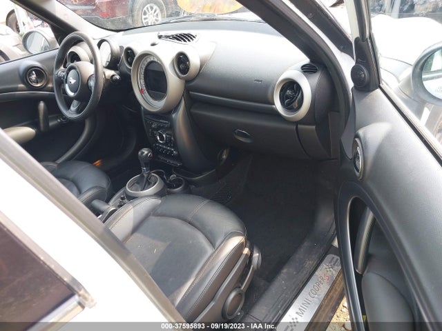 2011 MINI COOPER COUNTRYMAN WMWZC5C54BWL53163 Photo 4