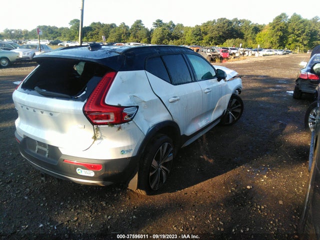 2021 Volvo XC40, VIN: YV4ED3UR3M2523962