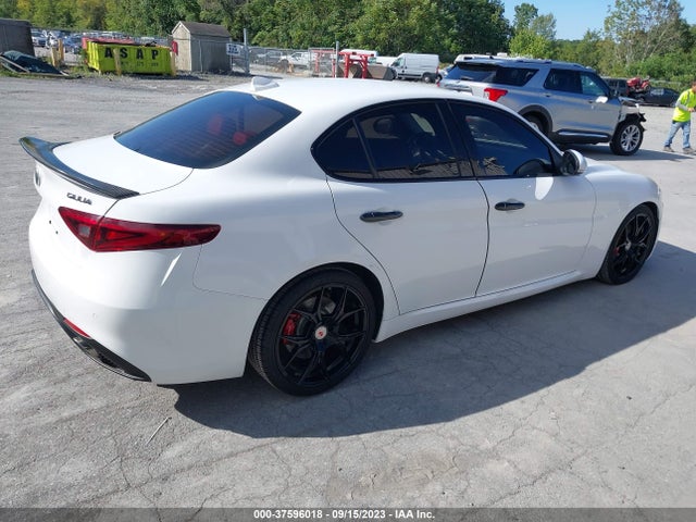 ZARFAMANXK7598588 Alfa Romeo Giulia Sport