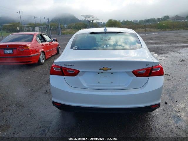 Chevrolet MALIBU LT 2018 1G1ZD5ST8JF262730 Image 16