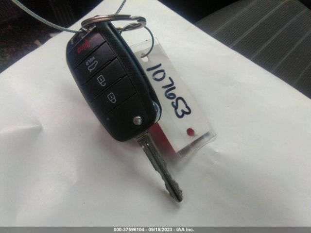 KNAFX4A85F5282002 KIA FORTE EX