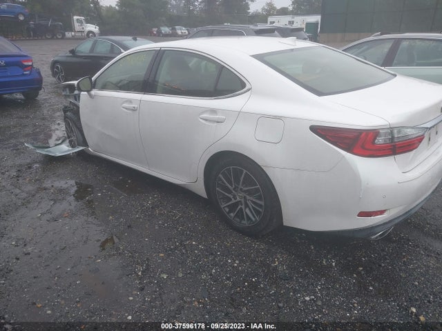 2016 LEXUS ES 350 VIN: JTHBK1GGXG2215958