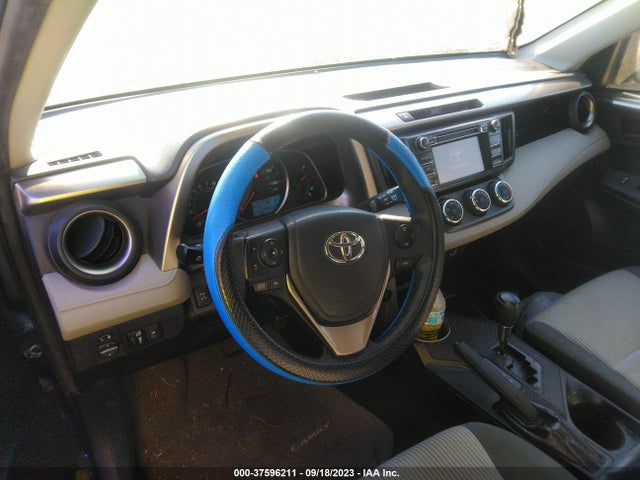 Toyota RAV4 LE 2014 JTMBFREV6ED065063 Image 5
