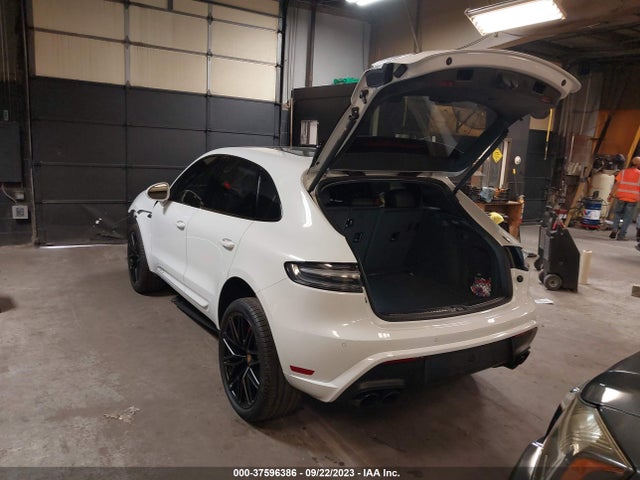 2023 PORSCHE MACAN WP1AF2A50PLB55972 Photo 2