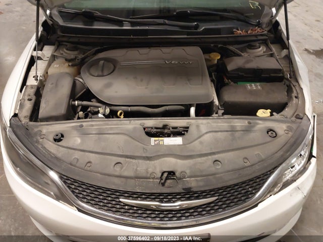 2015 CHRYSLER 200 C VIN: 1C3CCCCG8FN516914