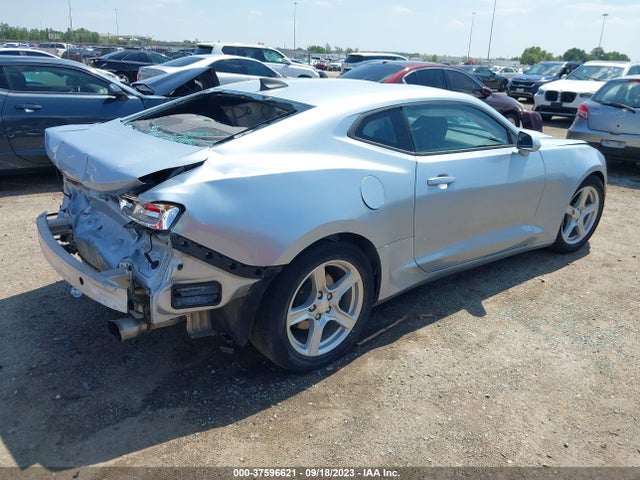 Chevrolet CAMARO LT 2018 1G1FB1RX6J0115920 Image 4