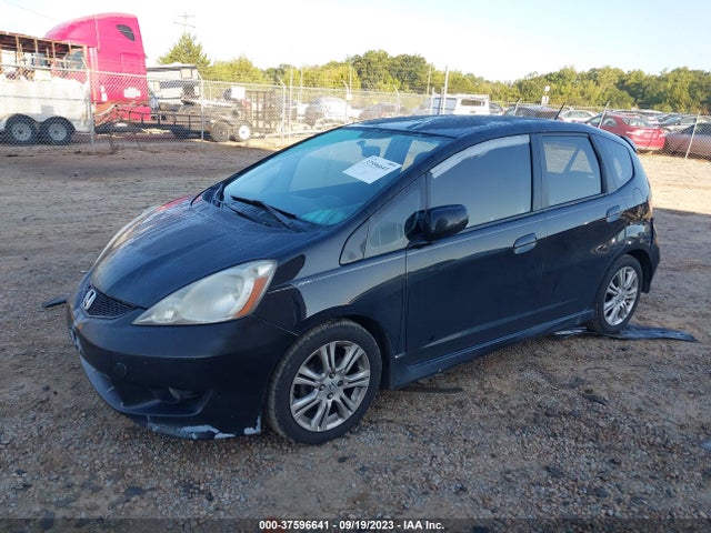 2010 HONDA FIT SPORT VIN: JHMGE8H44AC011300