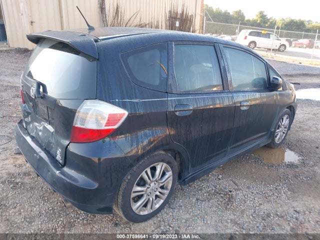 2010 HONDA FIT SPORT VIN: JHMGE8H44AC011300