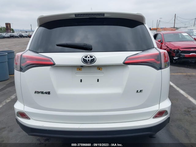 Toyota RAV4 LE 2017 JTMZFREV1HJ143463 Image 16