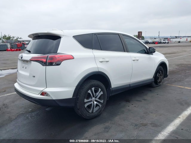 Toyota RAV4 LE 2017 JTMZFREV1HJ143463 Image 4