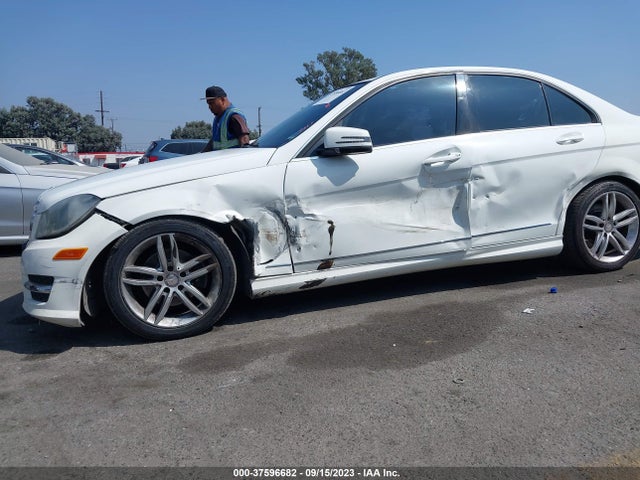 2013 MERCEDES-BENZ C-CLASS C 250 VIN: WDDGF4HB9DR262360