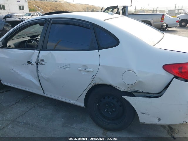 2008 HYUNDAI ELANTRA GLS/SE VIN: KMHDU46D88U451720