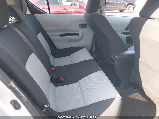 Toyota Prius C One/three/two/four 2014 JTDKDTB39E1569744 Image 9