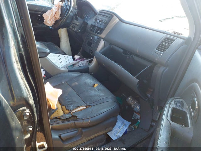 2006 HONDA PILOT EX-L VIN: 5FNYF28546B040654