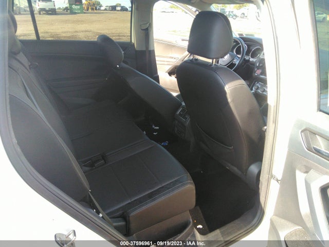 3VV2B7AX7JM060767 Volkswagen Tiguan Sel/se