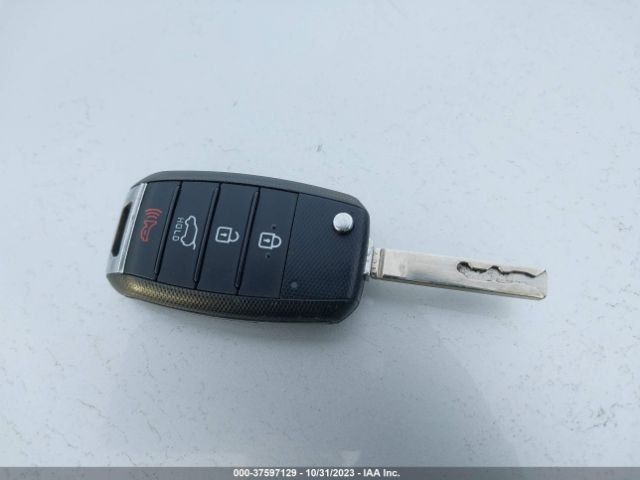 KNDCB3LC2J5142949 KIA NIRO FE