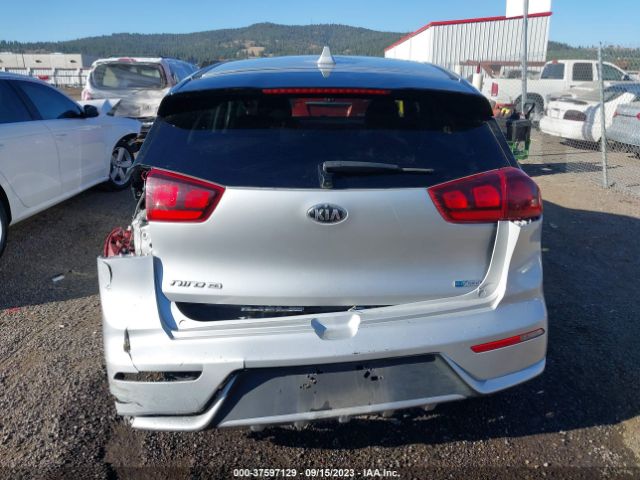 KNDCB3LC2J5142949 KIA NIRO FE