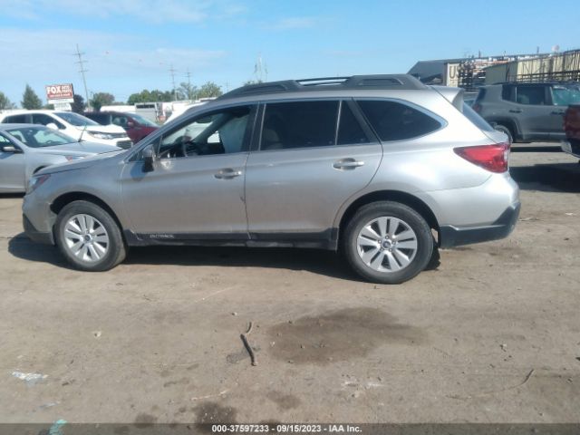 4S4BSACC6J3209690 Subaru Outback Premium