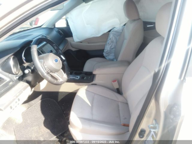 4S4BSACC6J3209690 Subaru Outback Premium