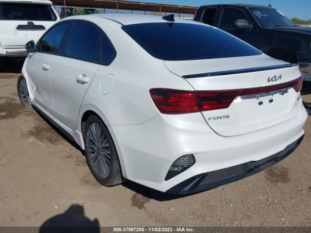 3KPF54AD2PE604980 KIA Forte Gt-line