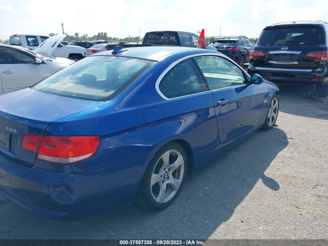 2009 BMW 3 SERIES 328I VIN: WBAWB335X9P137221