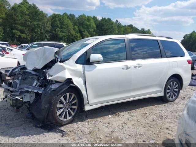5TDDZ3DC9LS251209 Toyota SIENNA XLE