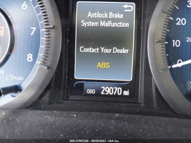 5TDDZ3DC9LS251209 Toyota SIENNA XLE