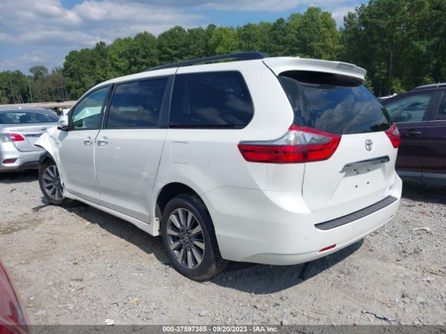 5TDDZ3DC9LS251209 Toyota SIENNA XLE