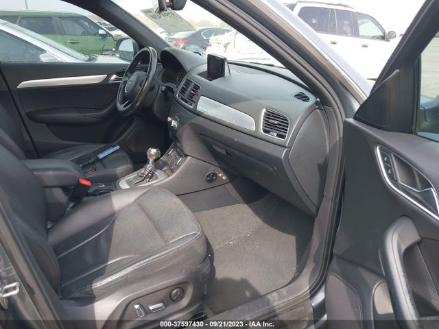 WA1EFCFS0GR006718 Audi Q3 Premium Plus