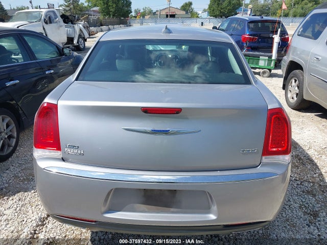 Chrysler 300 Limited Awd 2018 2C3CCAKG6JH240921 Image 16