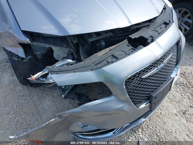 Chrysler 300 Limited Awd 2018 2C3CCAKG6JH240921 Image 6