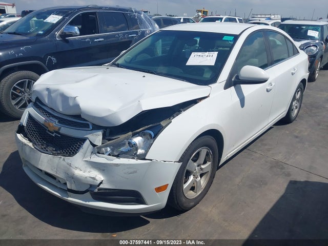 Chevrolet Cruze 1lt 2014 1G1PC5SB2E7303595 Image 2