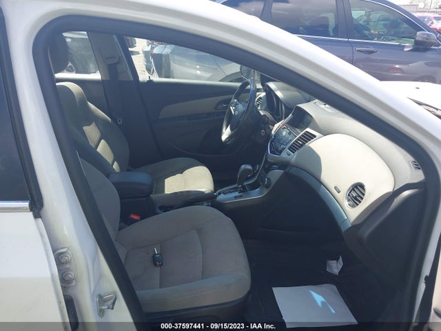 Chevrolet Cruze 1lt 2014 1G1PC5SB2E7303595 Image 5