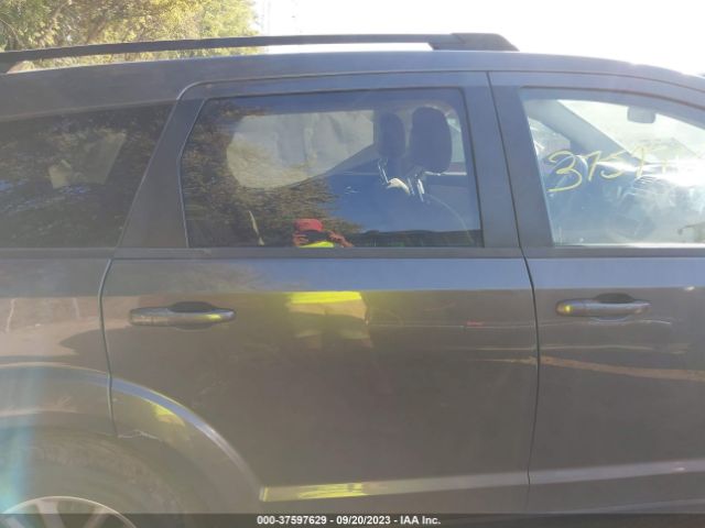 3C4PDCBG8FT628155 Dodge Journey Sxt