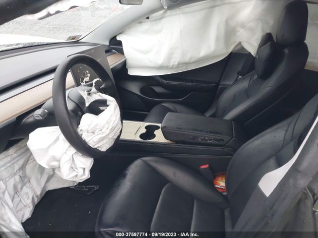5YJ3E1EA3MF915213 Tesla Model 3 Standard Range Plus Rear-wheel Drive