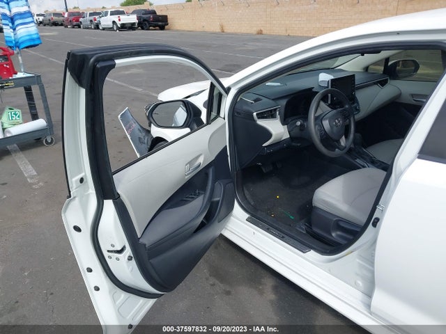 Toyota Corolla Hybrid Le 2021 JTDEAMDE1MJ024064 Image 5