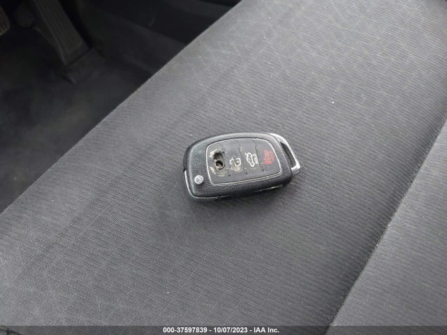 Hyundai TUCSON SE 2017 KM8J33A47HU485333 Image 3