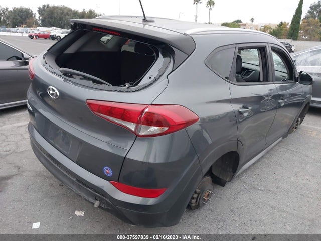 Hyundai TUCSON SE 2017 KM8J33A47HU485333 Image 10