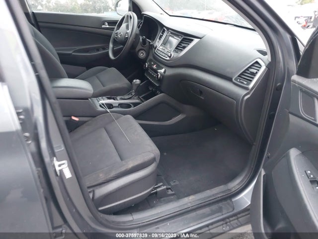 Hyundai TUCSON SE 2017 KM8J33A47HU485333 Image 11