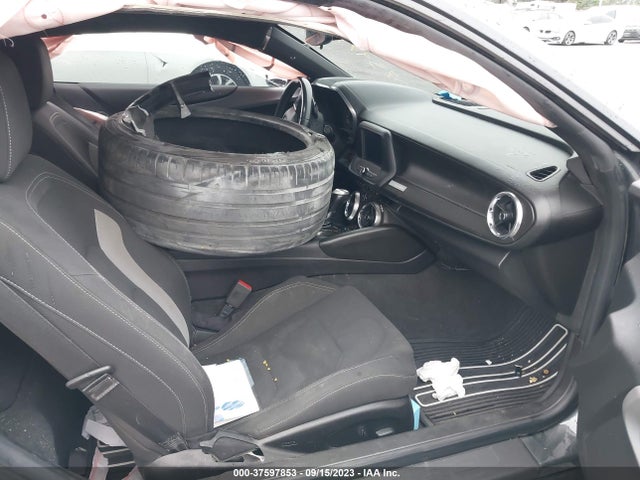 Chevrolet Camaro 1lt 2018 1G1FB1RX9J0162083 Image 5